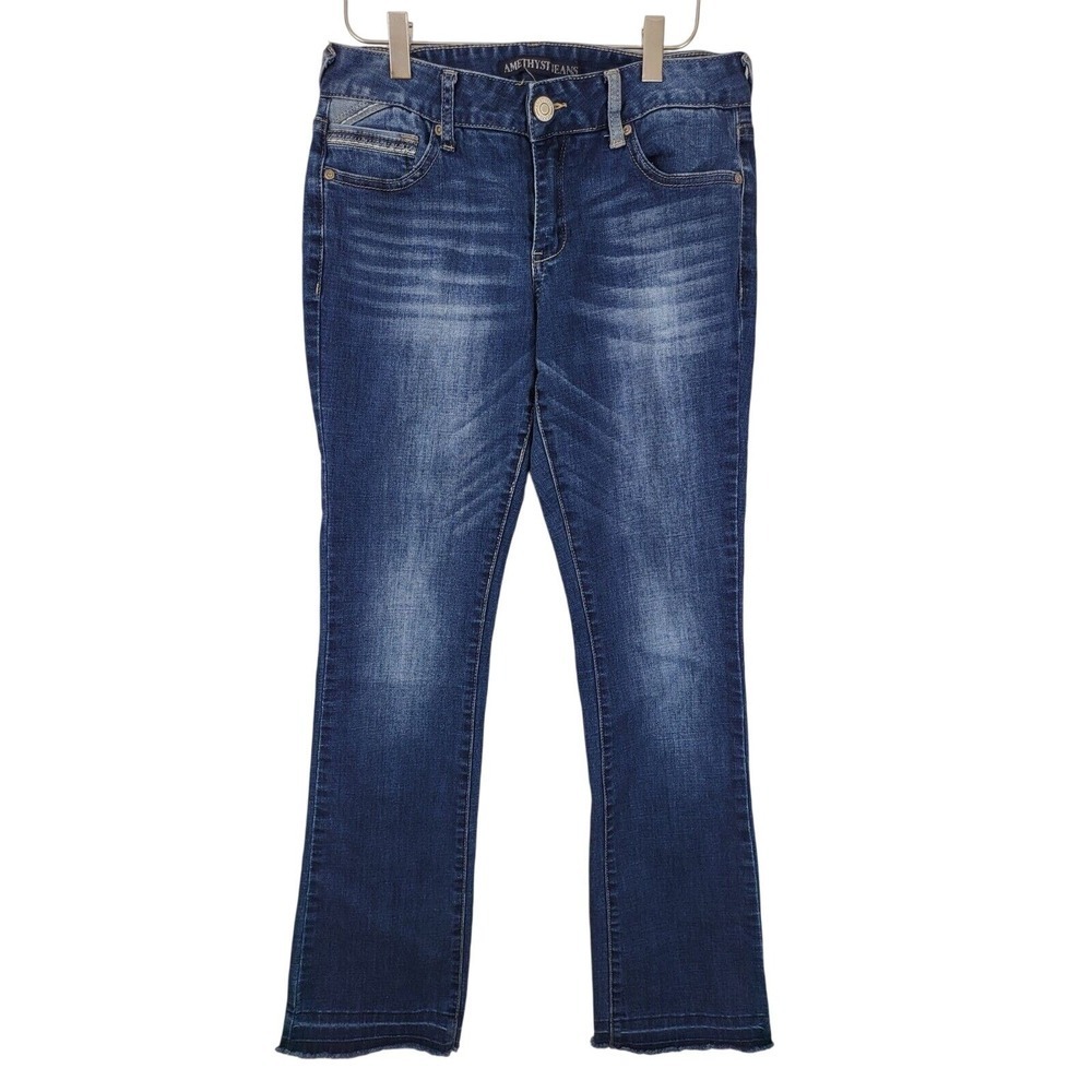 Amethyst Jeans 7 Womens/Juniors Mid Rise Straight Leg Raw Hem Medium Wash
